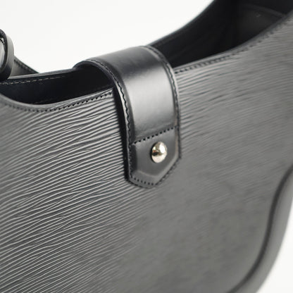 Louis Vuitton Musette Bagatelle Epi Black - photo 8