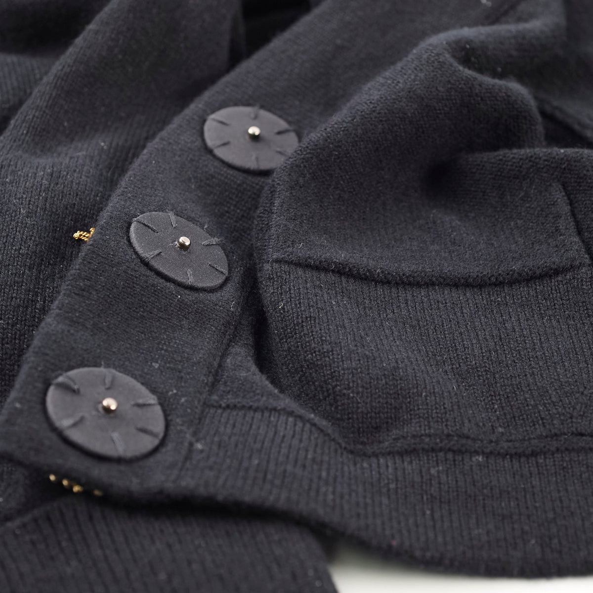 Chanel 22A Cashmere Cardigan Balck Size 38 - photo 2