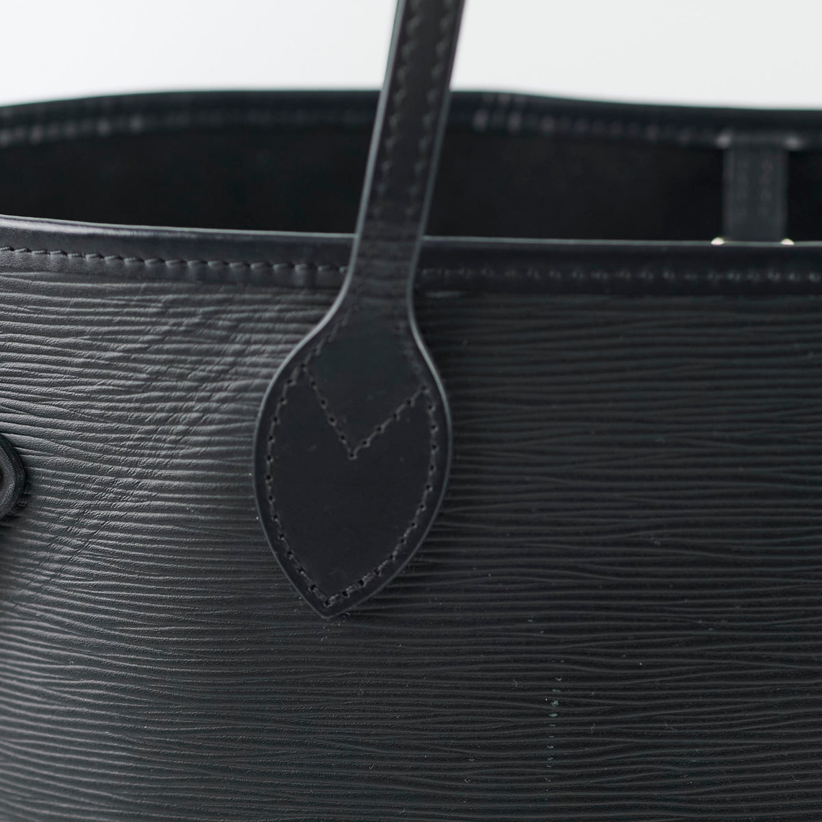 Louis Vuitton Epi Neverfull MM Black - photo 14
