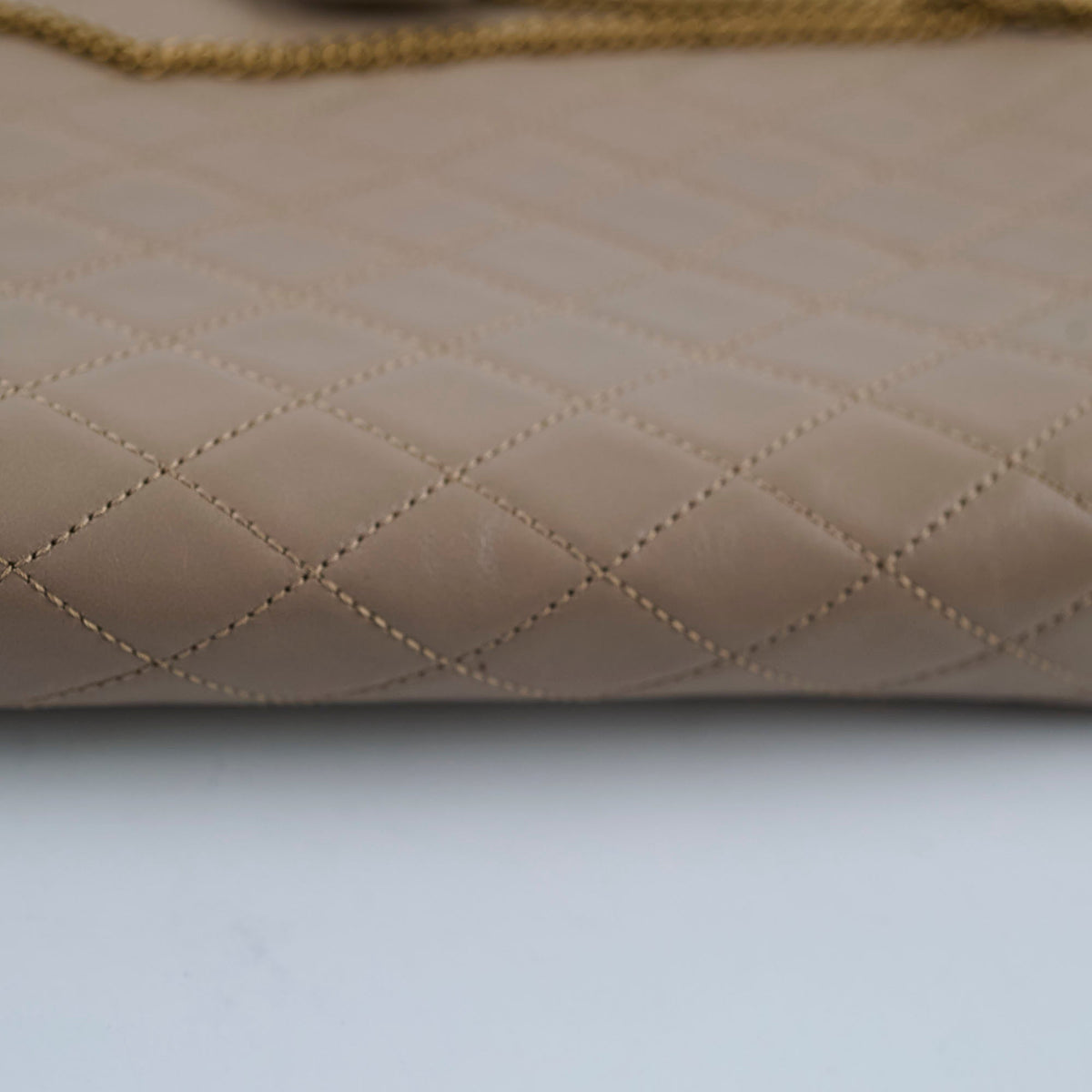 Saint Laurent Clutch With Chain Beige - photo 9