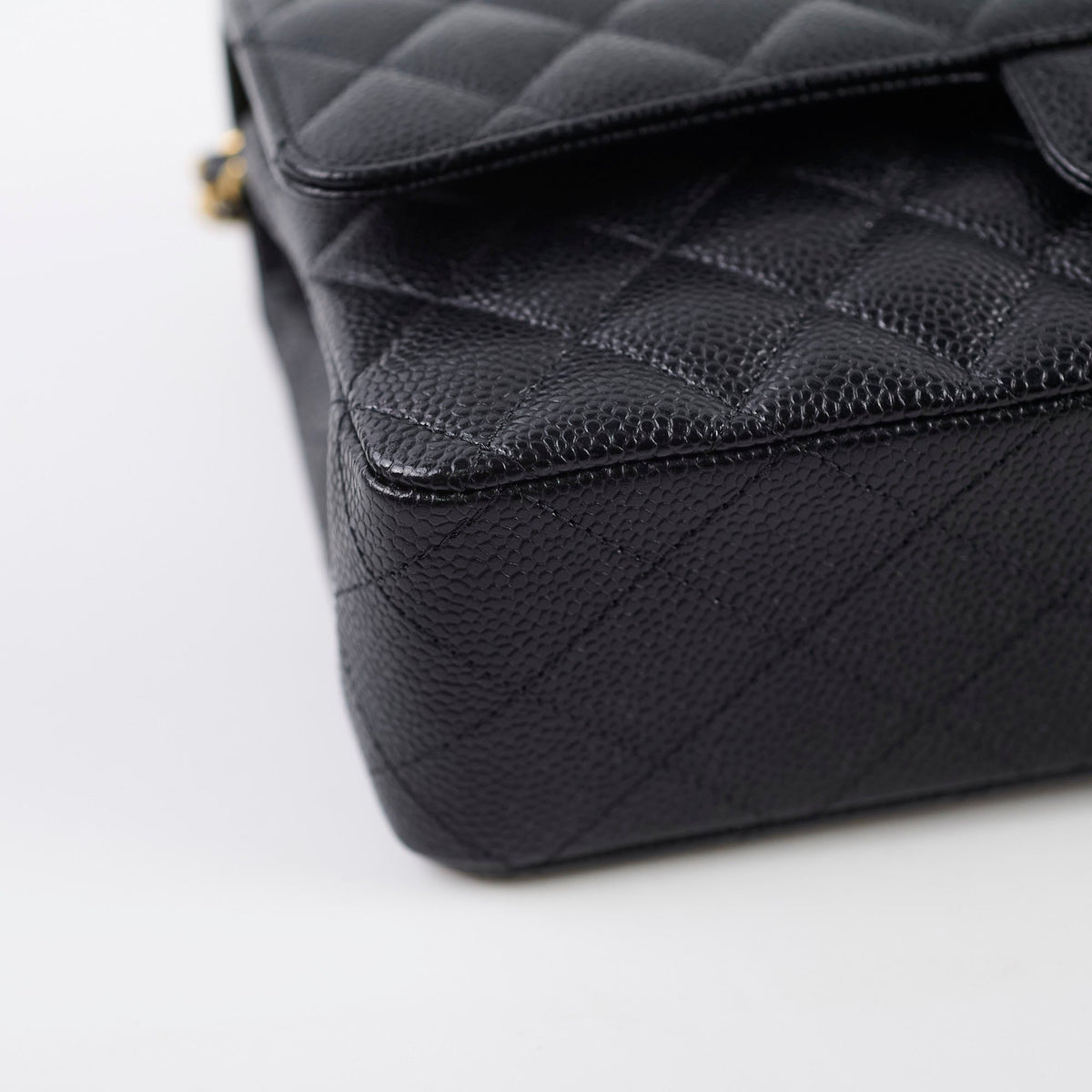 Chanel Caviar Medium Medium/Large Classic Flap GHW Microchip - photo 11
