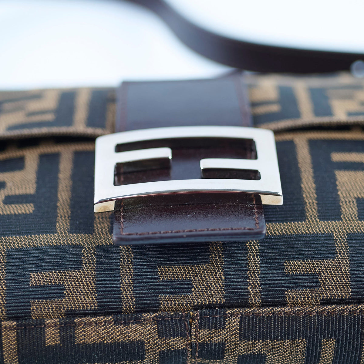 Fendi Baguette Medium Zucca - photo 11