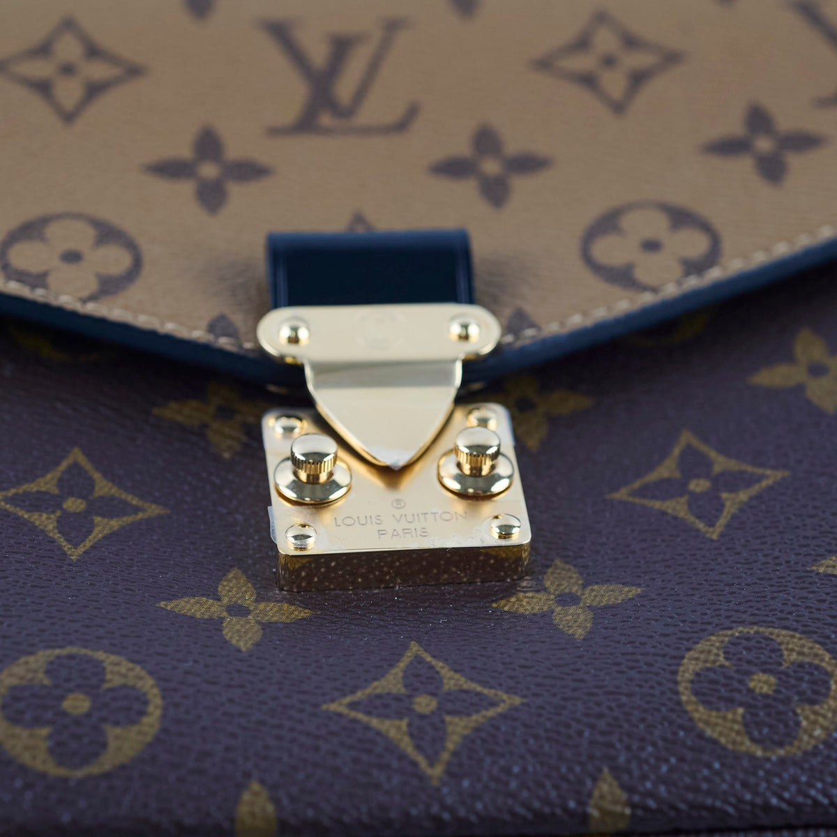 Louis Vuitton Pochette Metis Reverse Monogram - photo 7