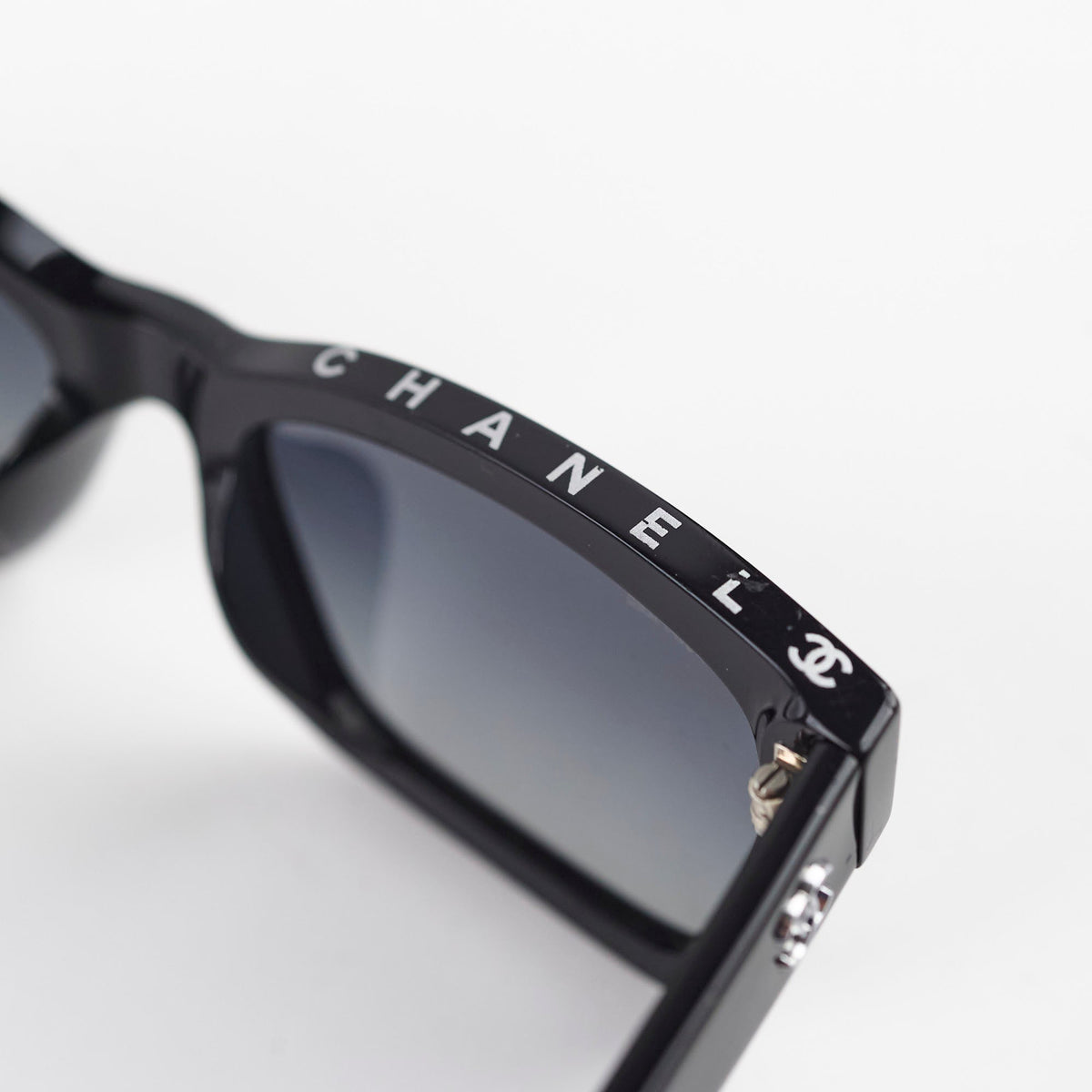 Chanel Sunglasses Black Polarized - photo 7