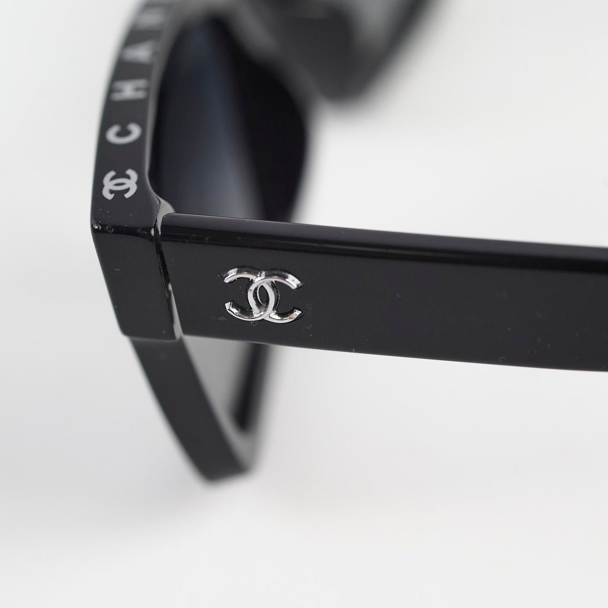 Chanel Sunglasses Black Polarized - photo 8