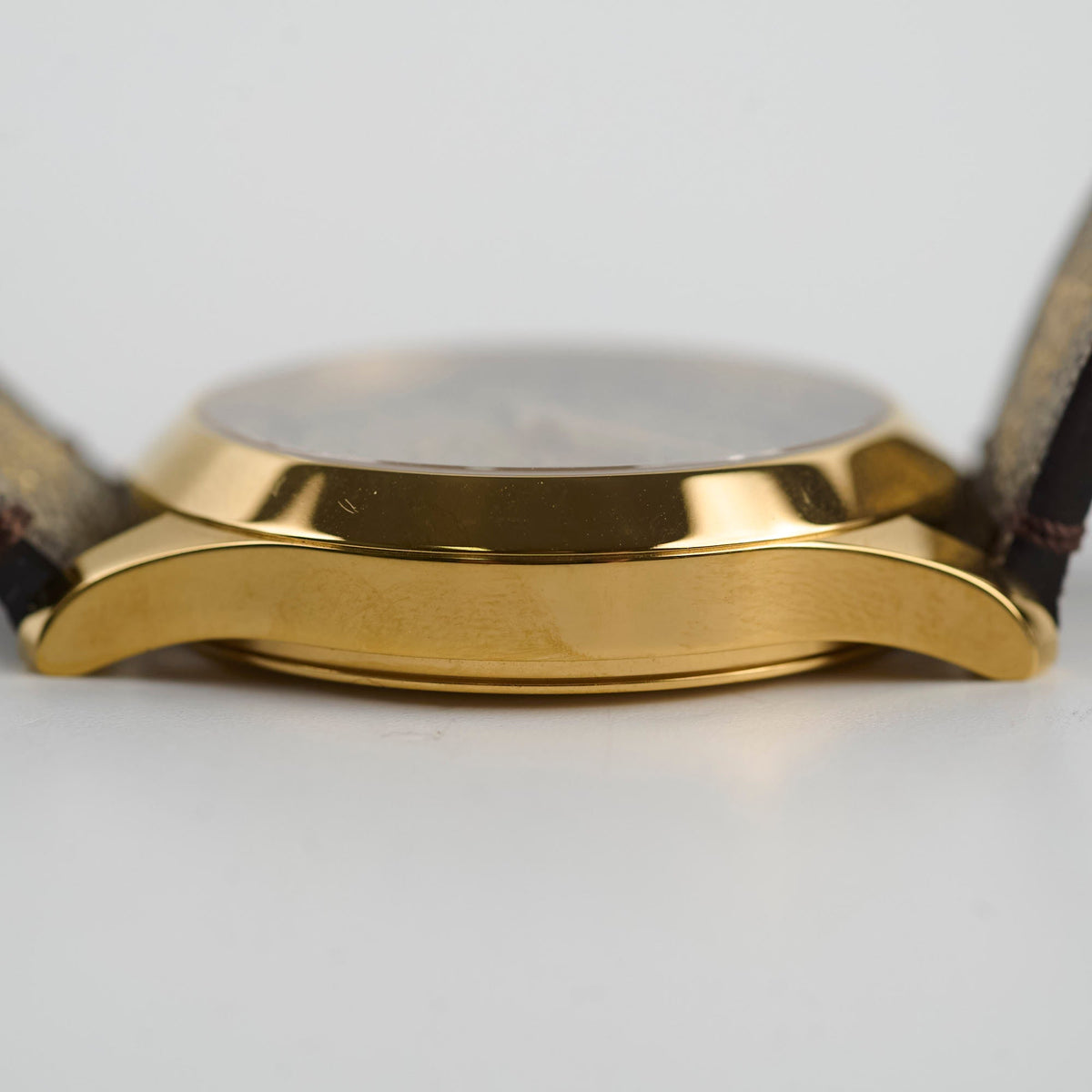 Gucci 38mm Bee Watch GG Supreme - photo 8