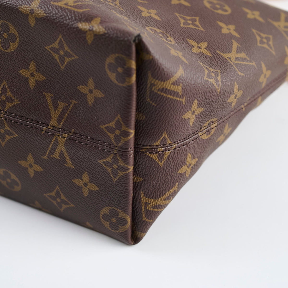 Louis Vuitton Iena Tote Bag PM Monogram - photo 8