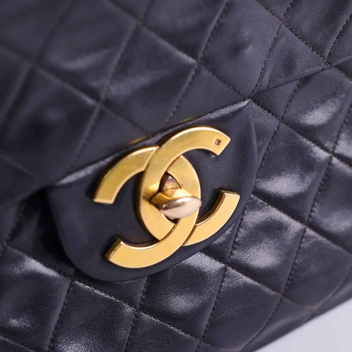 Chanel Vintage Maxi Single Flap Black - photo 16