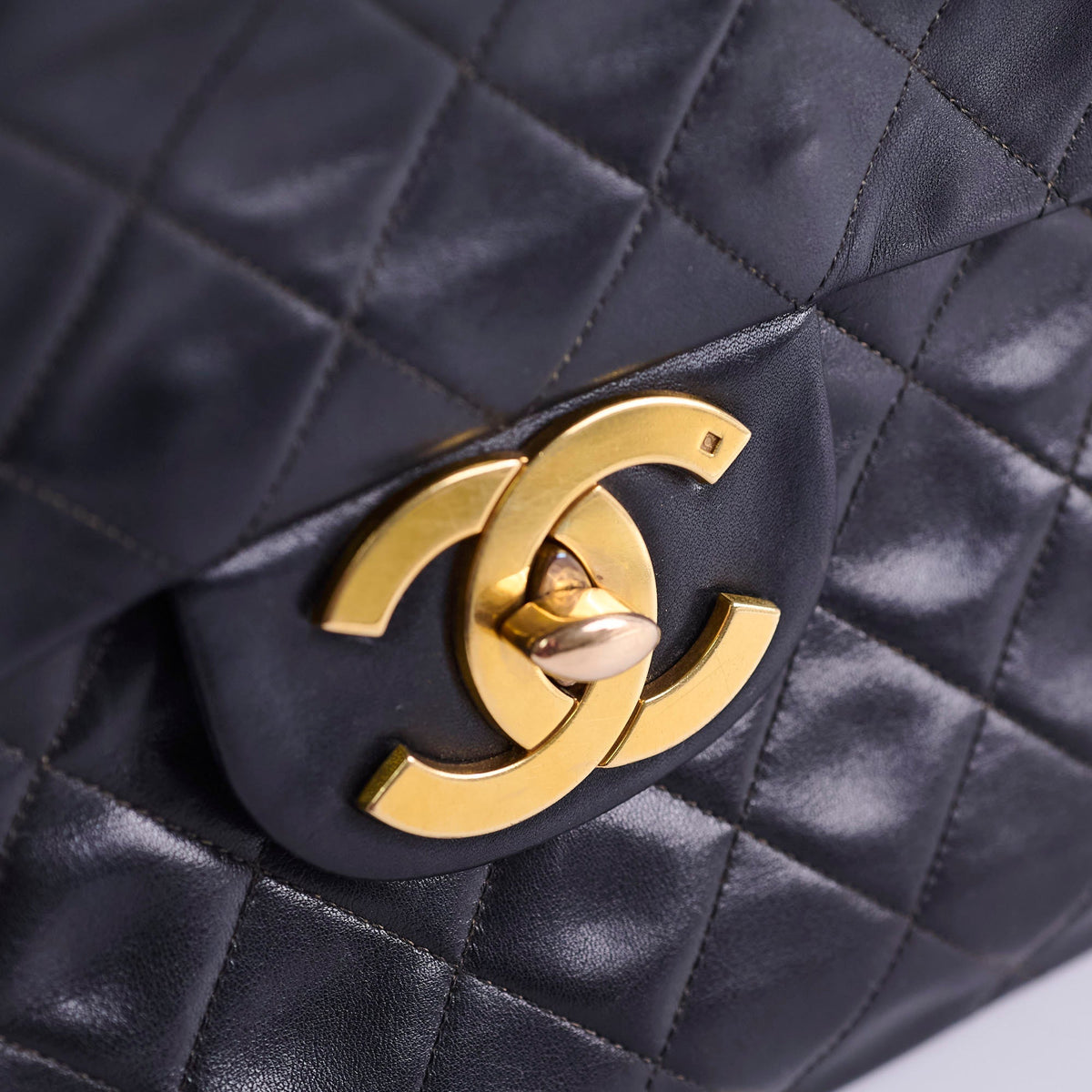 Chanel Vintage Maxi Single Flap Black - photo 17