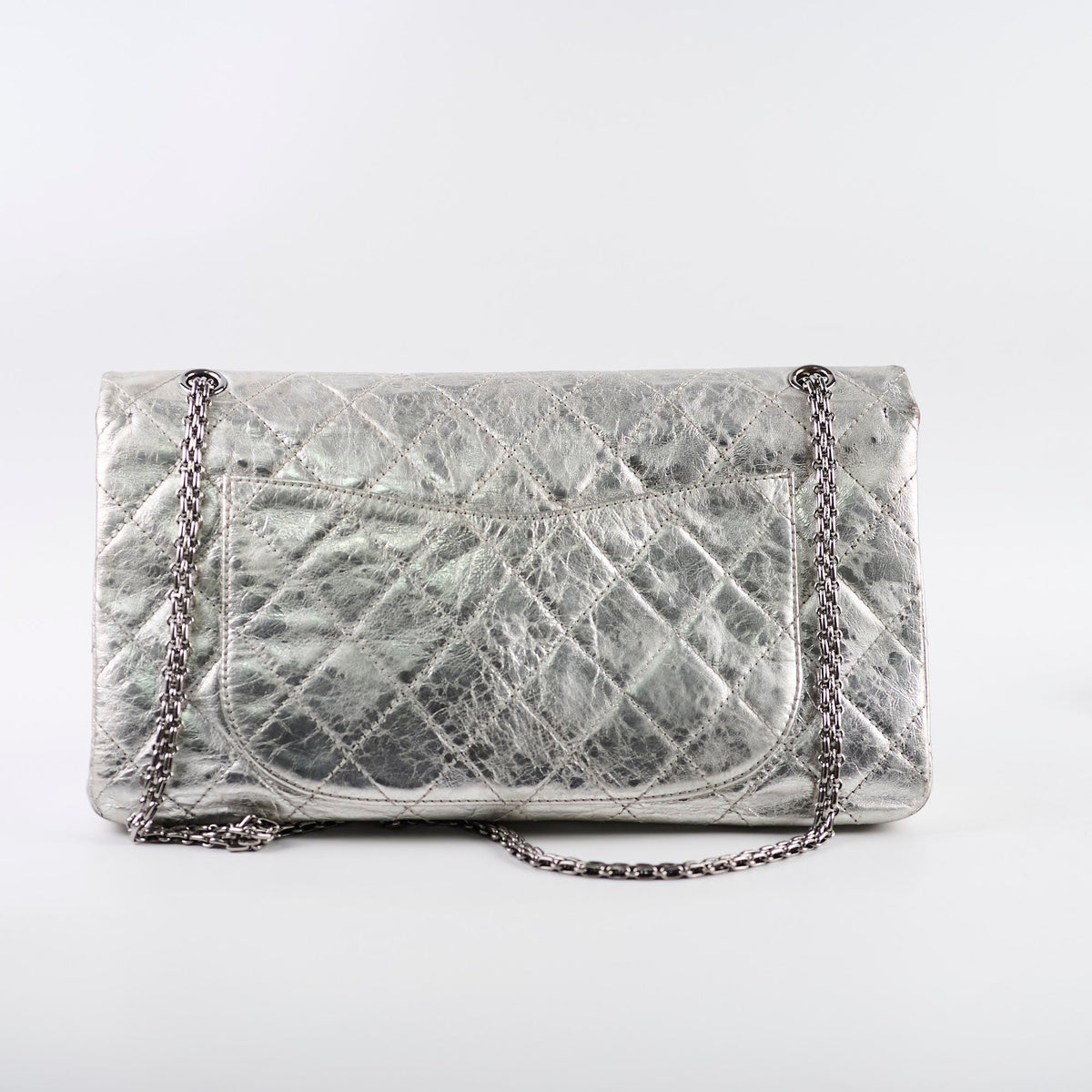 Chanel Maxi Flap Metallic Silver Series 11 - photo 3