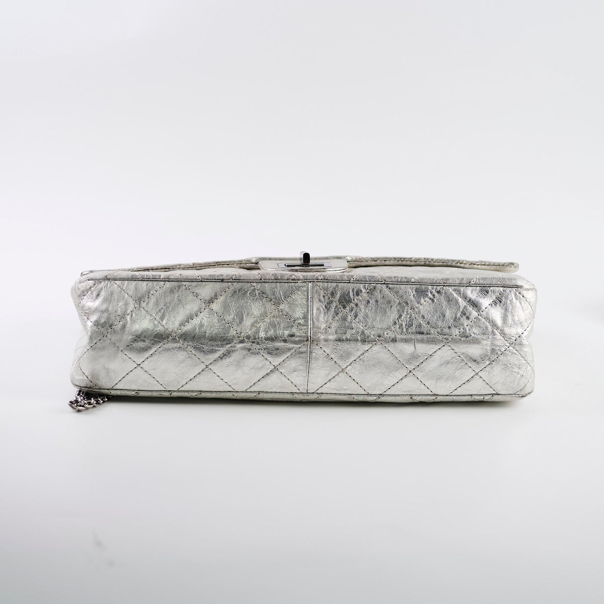 Chanel Maxi Flap Metallic Silver Series 11 - photo 5