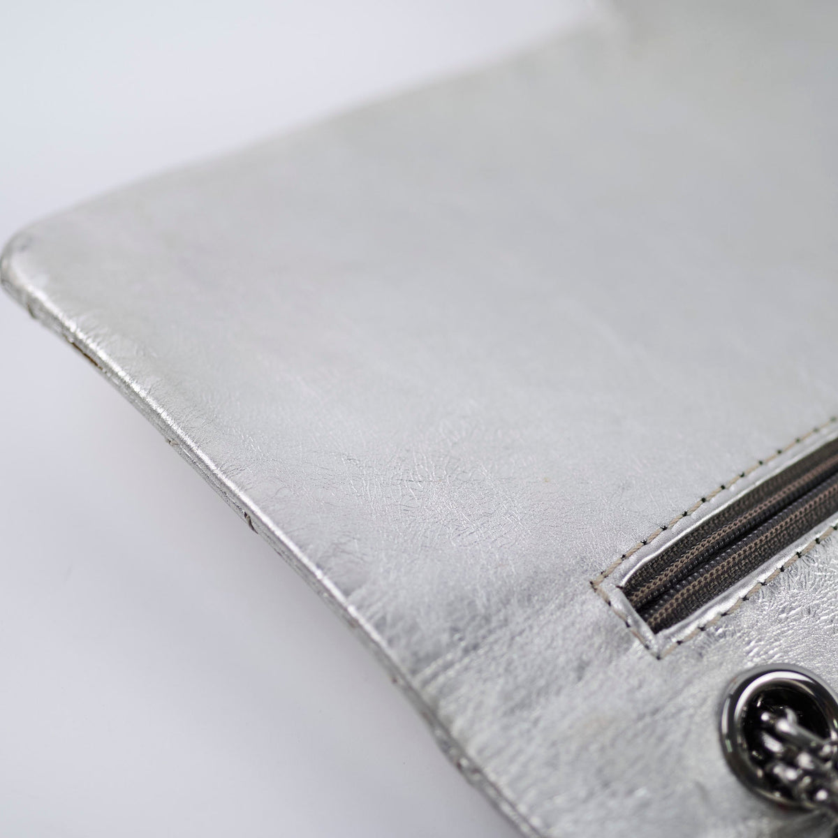 Chanel Maxi Flap Metallic Silver Series 11 - photo 6