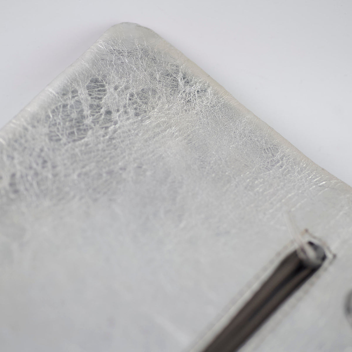 Chanel Maxi Flap Metallic Silver Series 11 - photo 9