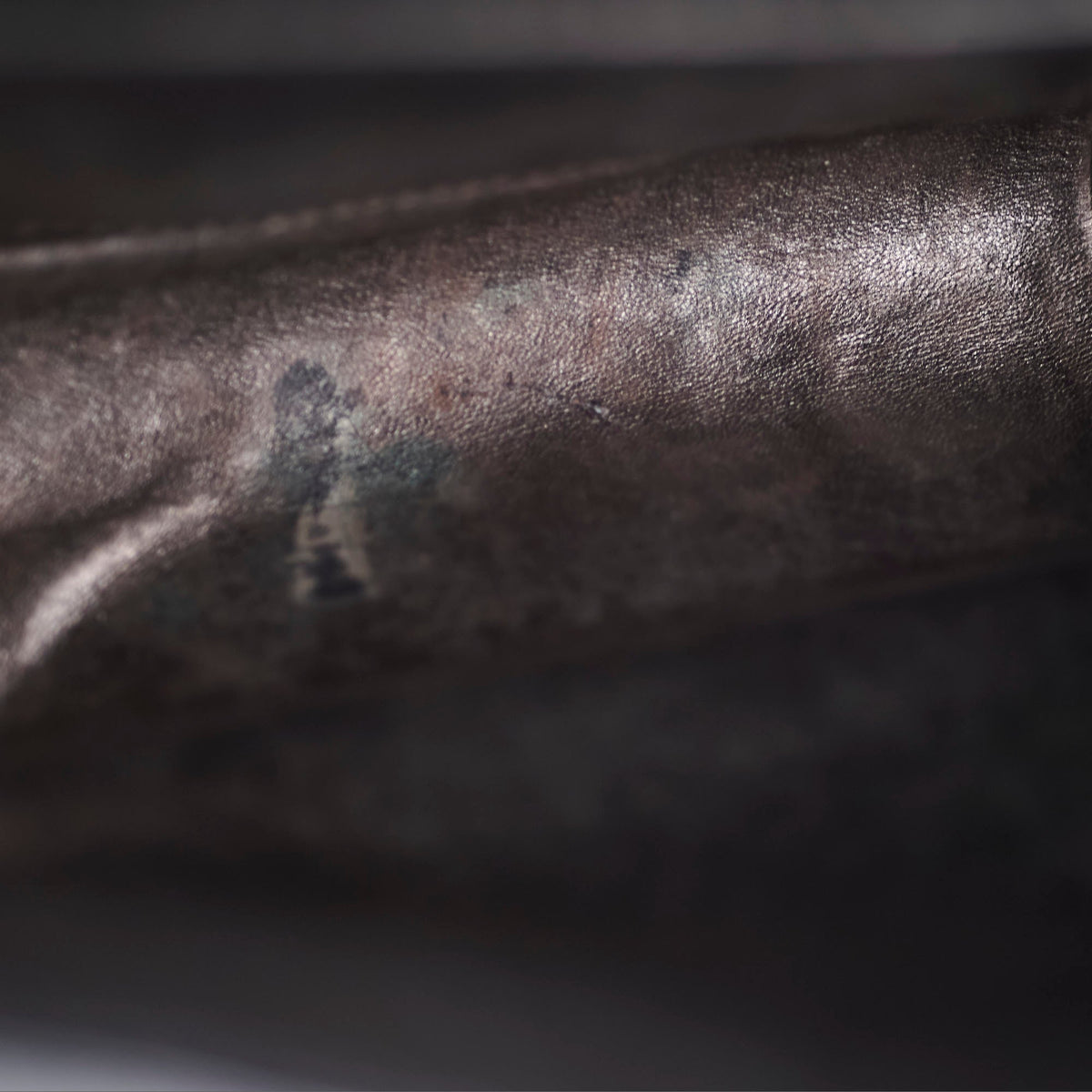 Chanel Maxi Flap Metallic Silver Series 11 - photo 11