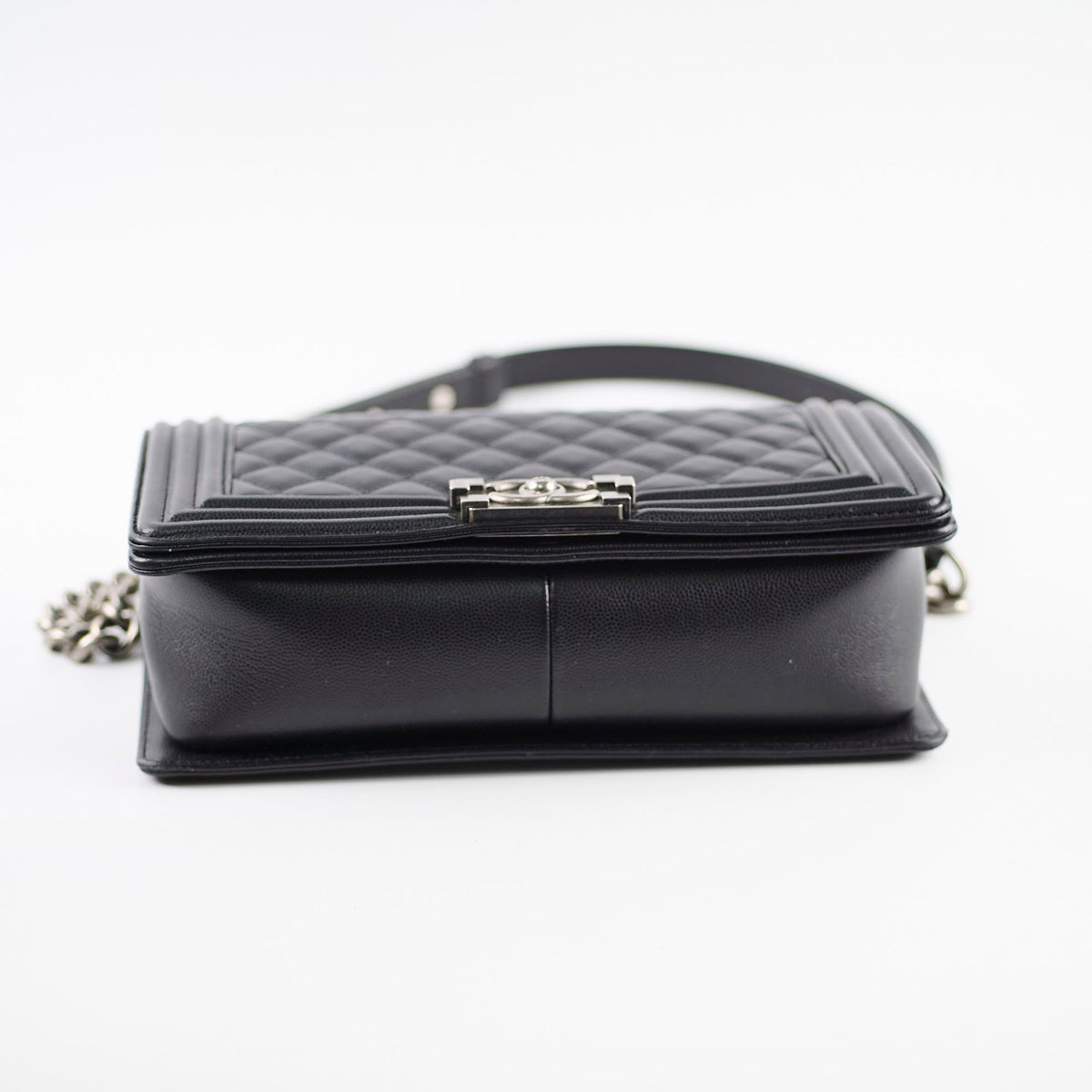 Chanel Caviar Old Medium Boy Black Series 28 - photo 4
