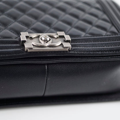 Chanel Caviar Old Medium Boy Black Series 28 - photo 11