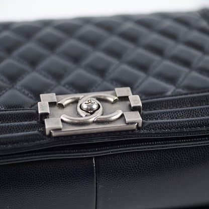 Chanel Caviar Old Medium Boy Black Series 28 - photo 13