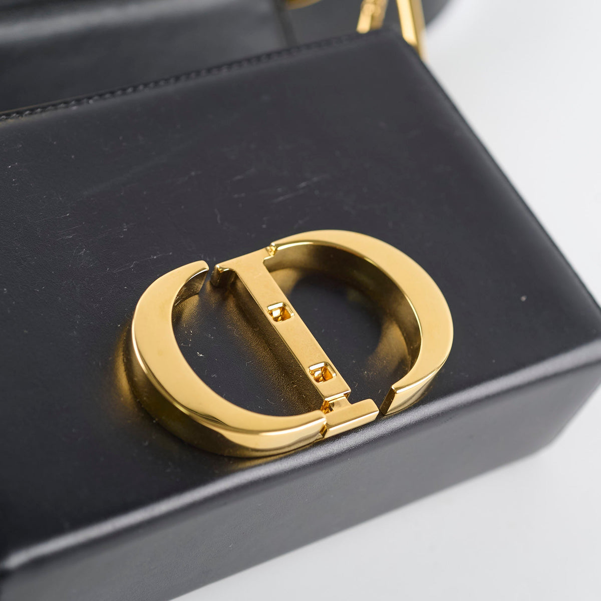 Dior 30 Montaigne Box Bag Black - photo 10