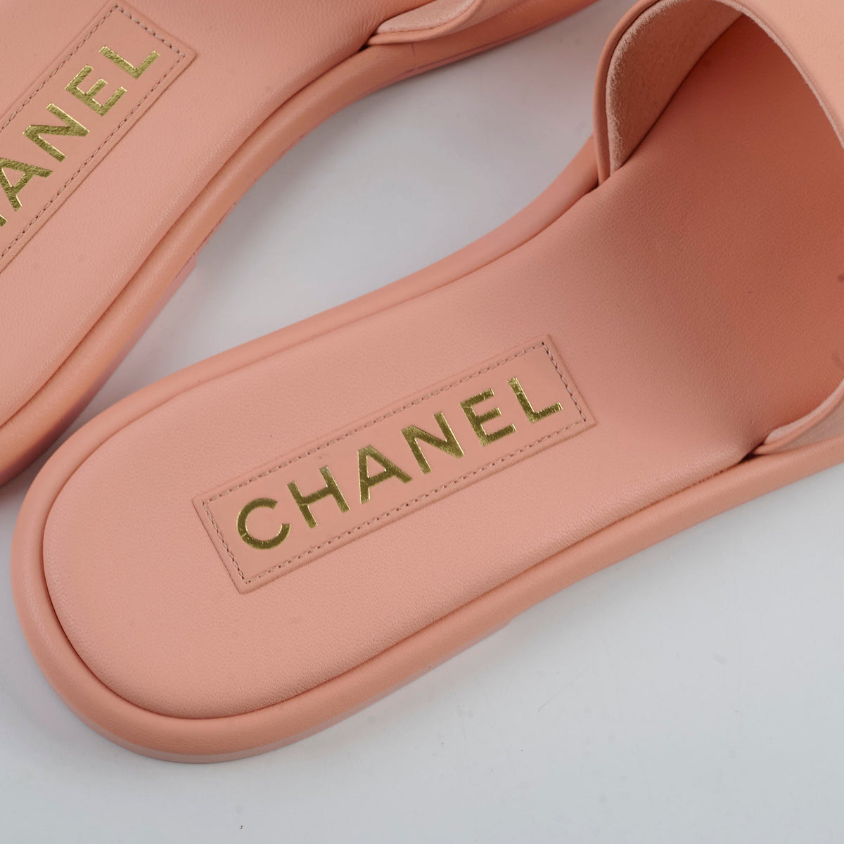 Chanel Sandals Peach Size 38.5 - photo 7