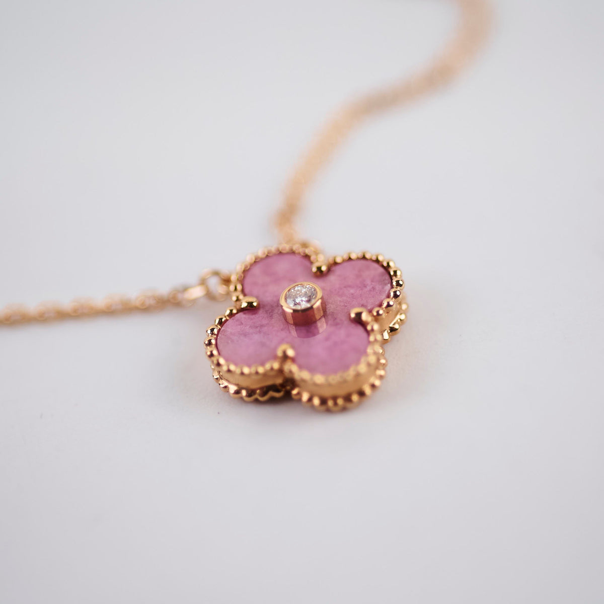 Van Cleef & Arpels Alhambra Pink Rhodonite Diamond Necklace Holiday Pendant 2021 - photo 4