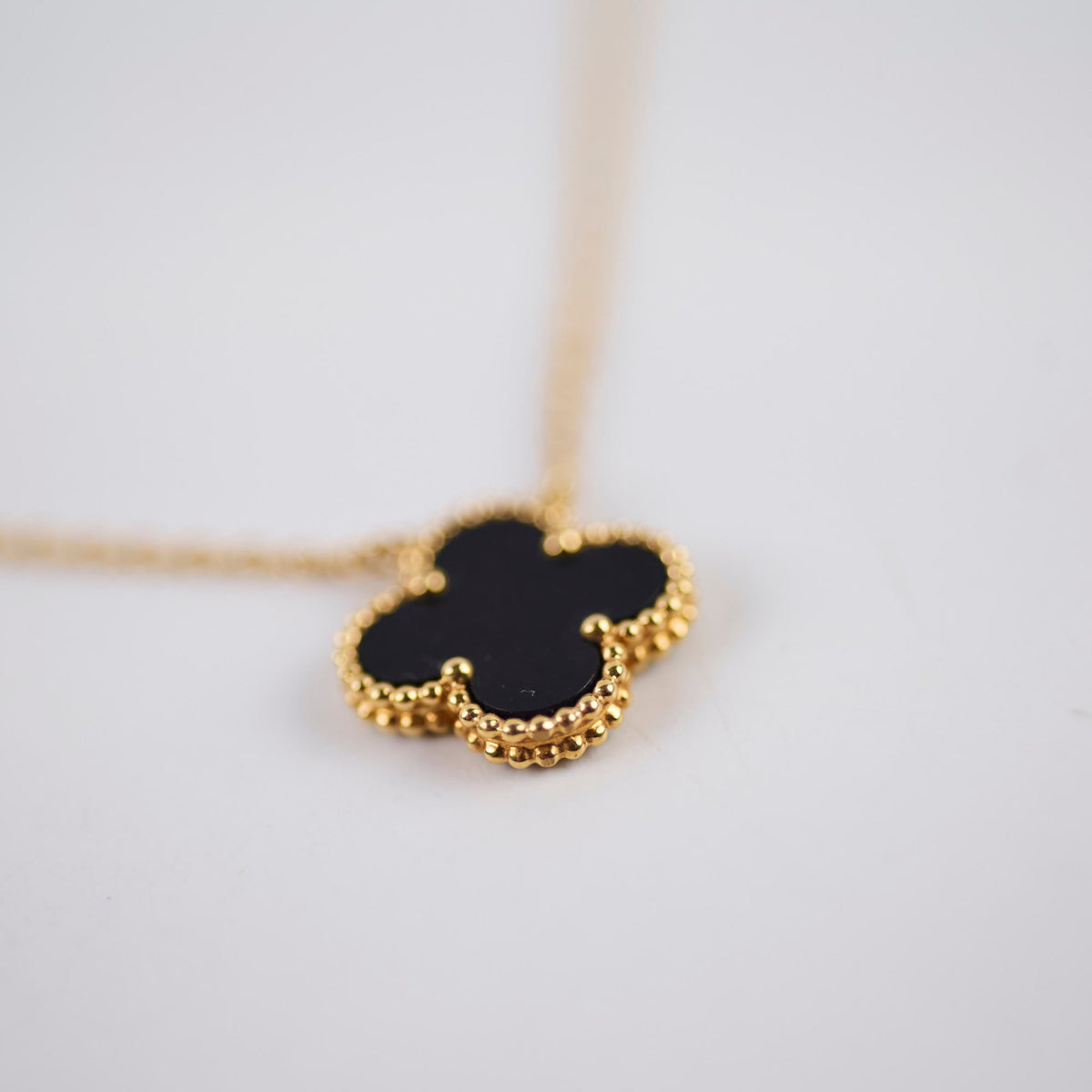 Van Cleef & Arpels Vintage Onyx Alhambra Necklace - photo 5