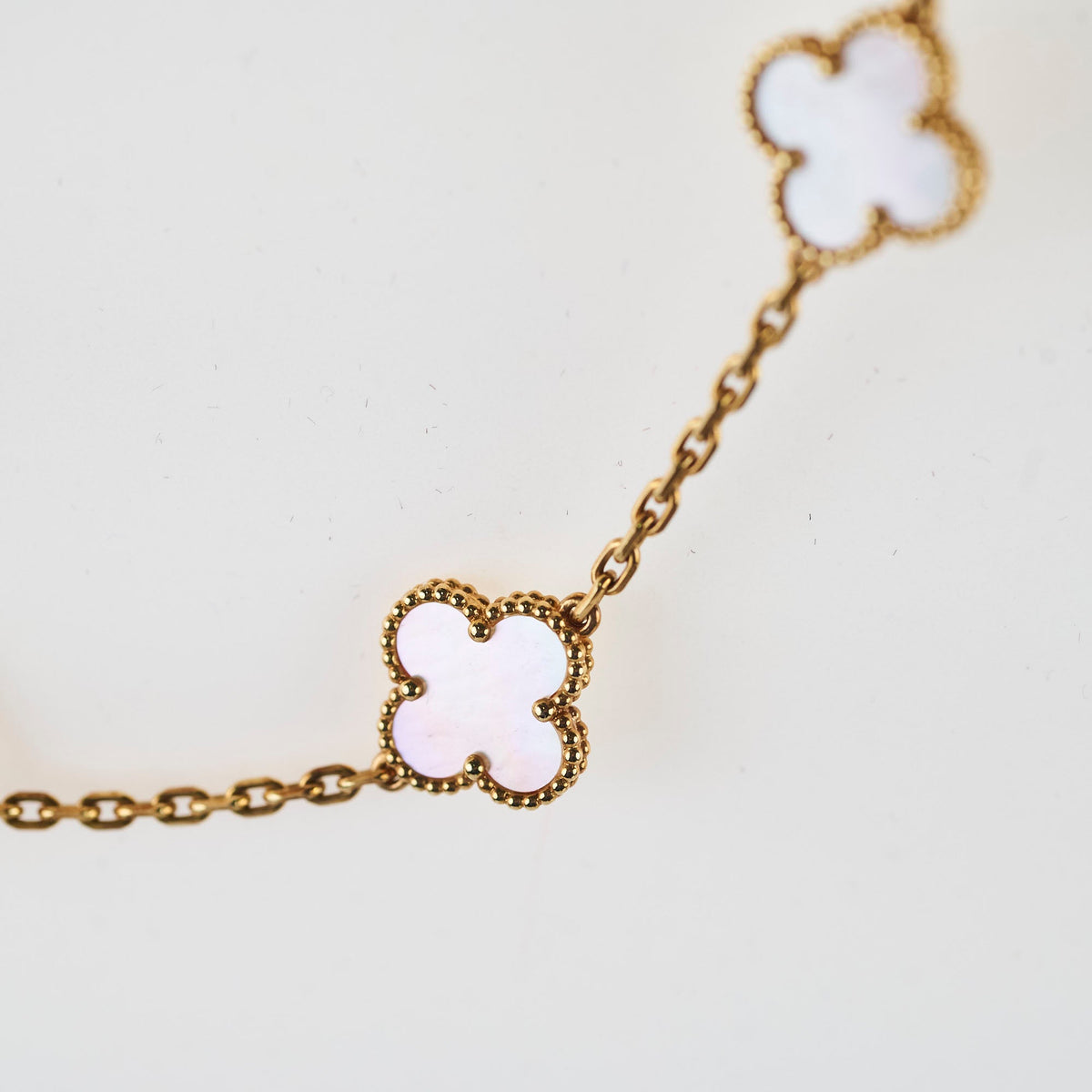 Van Cleef & Arpels Vintage Alhambra 10 Motifs White Mother of Pearl Necklace - photo 4
