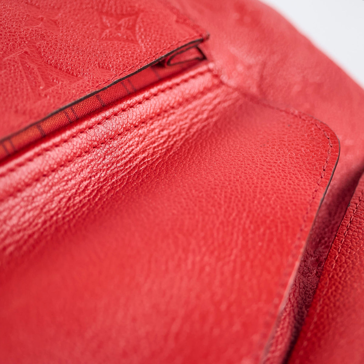 Louis Vuitton Metis Hobo Empreinte Leather Red - photo 8