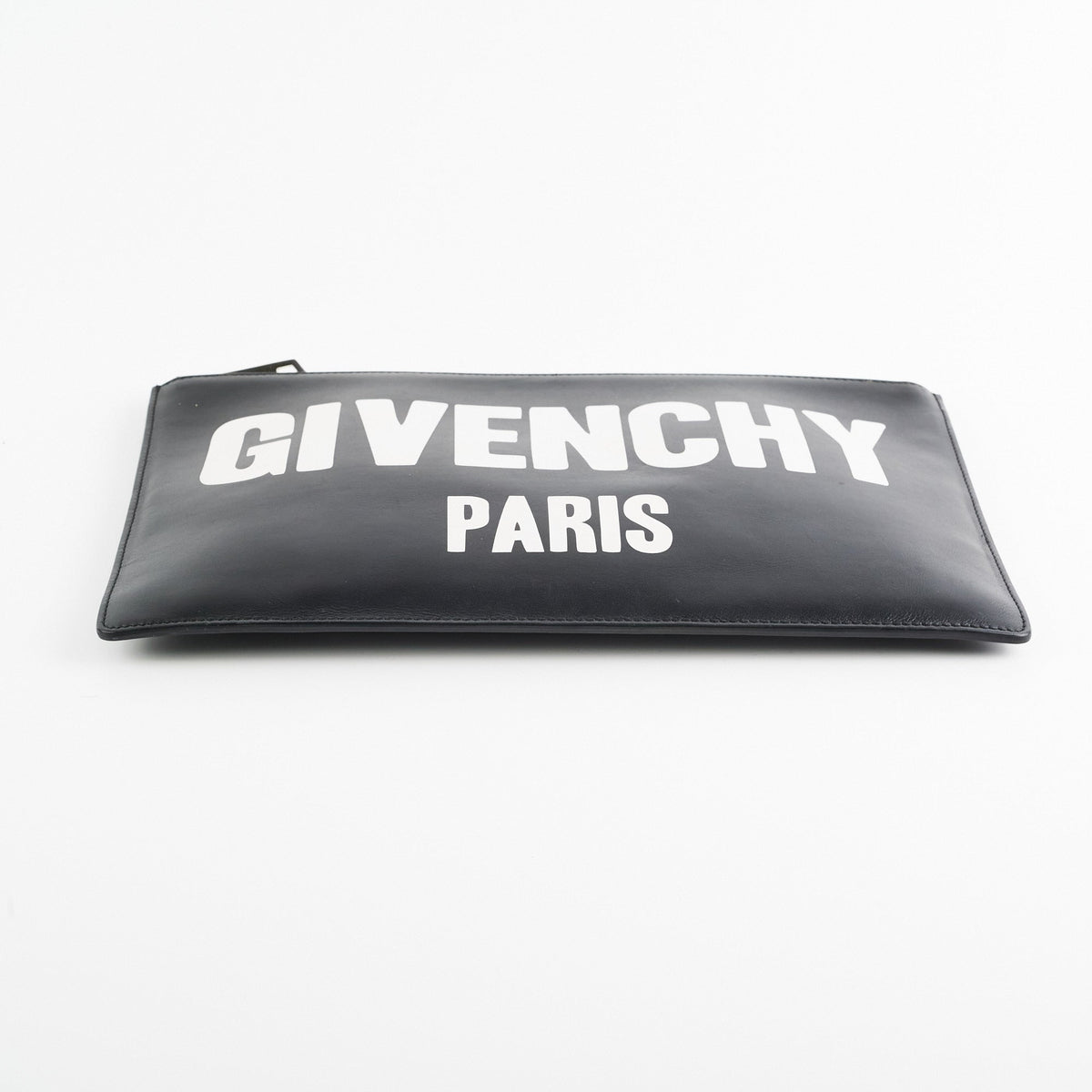 Givenchy Large Pouch Black - photo 4