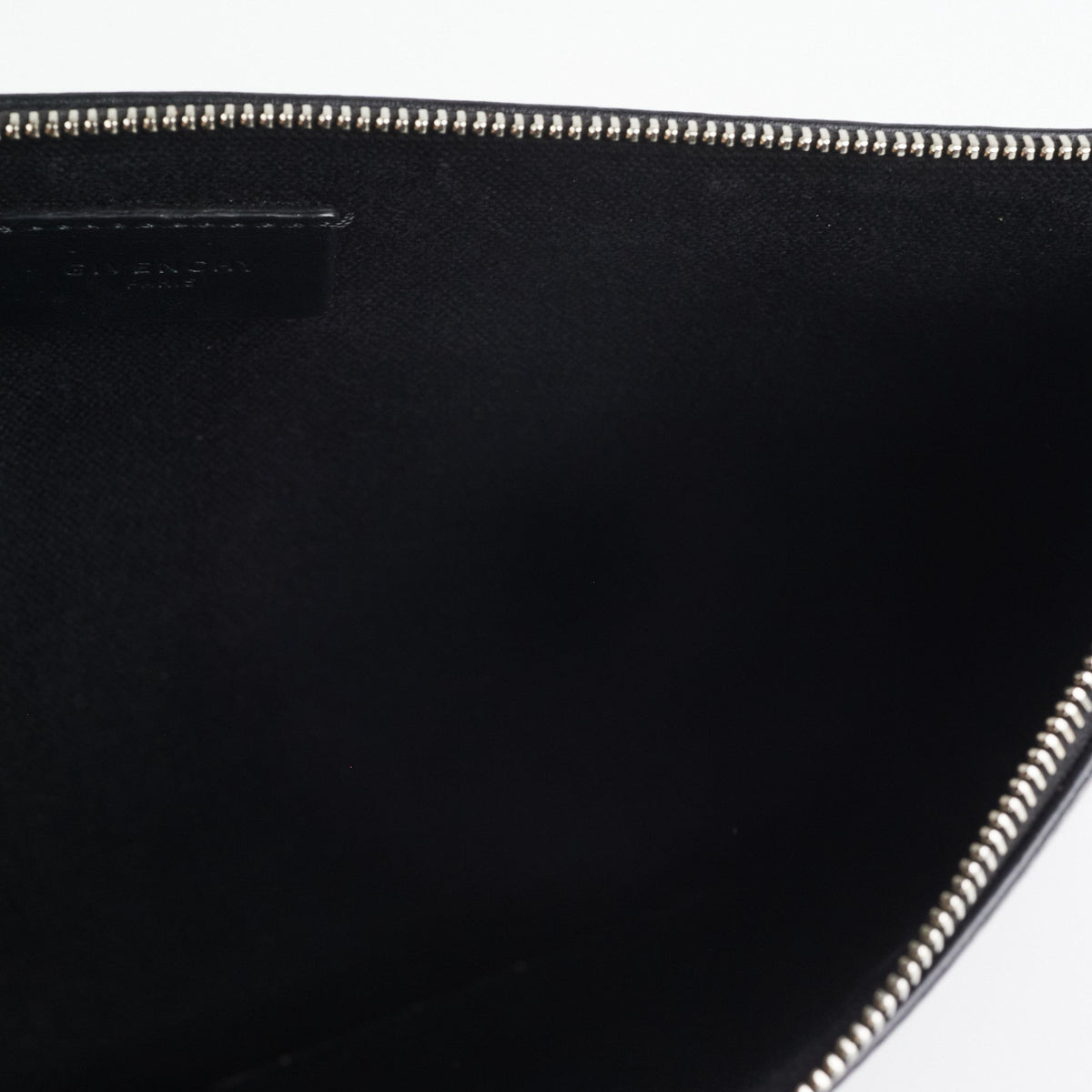 Givenchy Large Pouch Black - photo 7