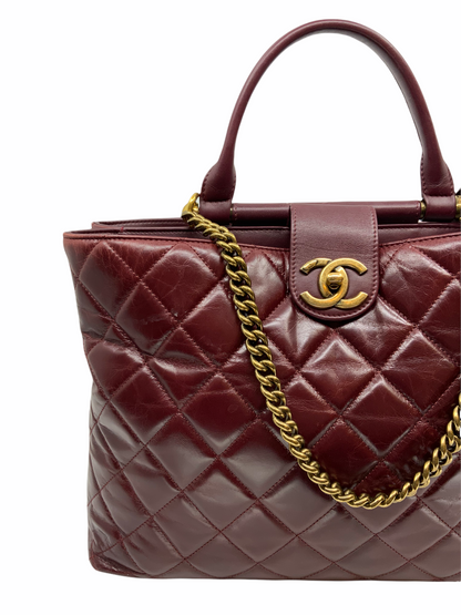 Chanel Quilted Large Gold Bar Top Handle Tote - photo 5