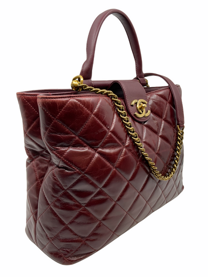 Chanel Quilted Large Gold Bar Top Handle Tote - photo 4
