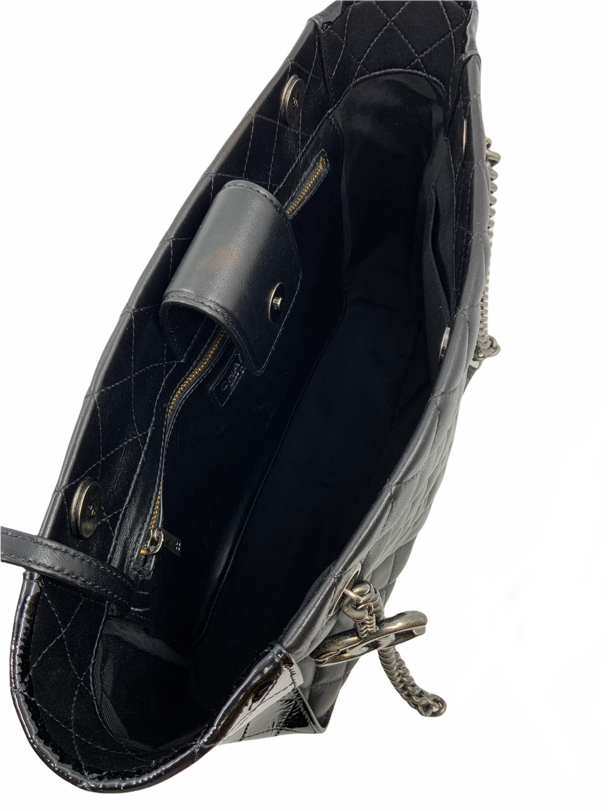 Chanel CC Charm Quilted Lambskin Patent Leather Tote - photo 8