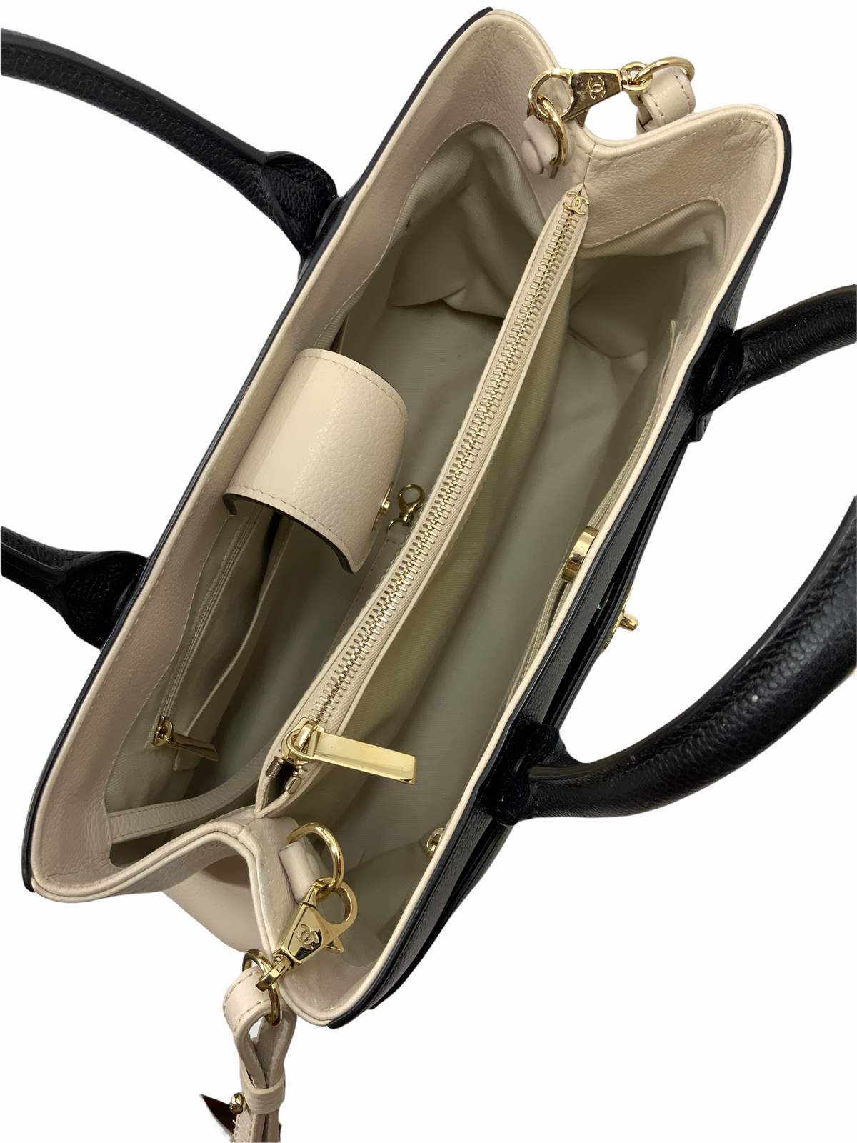 Chanel Neo Executive Bi-Color Small Shopping Tote 2017 - image 7