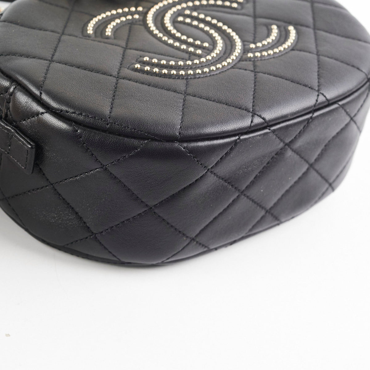 Chanel Seasonal Bag Black - photo 9