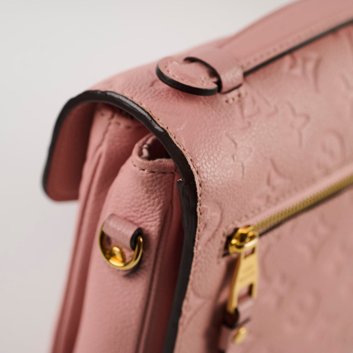 Louis Vuitton Pochette Metis Empriente Light Pink - photo 5