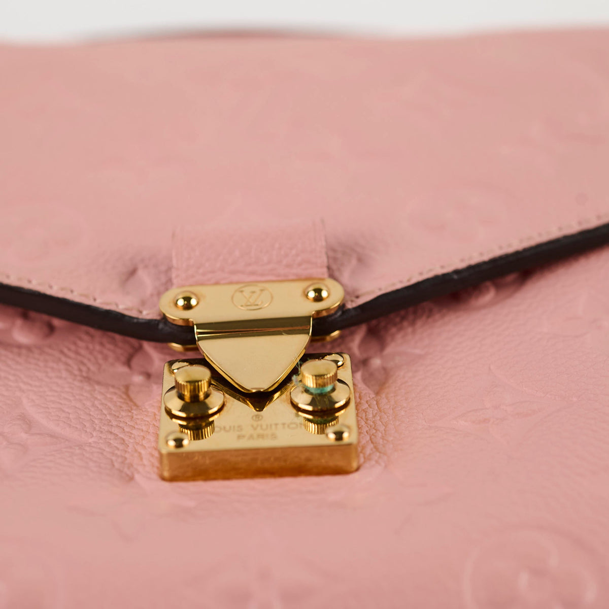 Louis Vuitton Pochette Metis Empriente Light Pink - photo 17