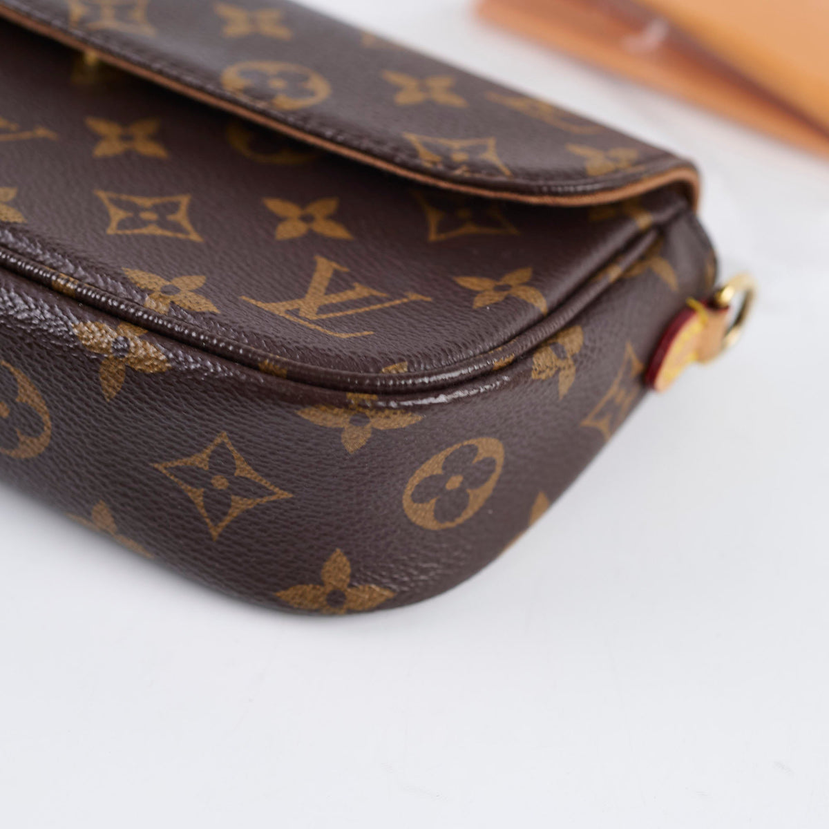 Louis Vuitton Ivy Crossbody Bag Monogram - photo 10