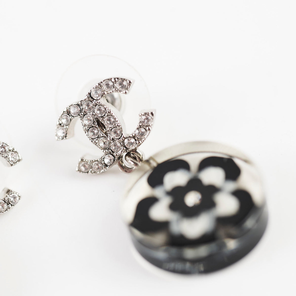 Chanel Flower Crystal CC Logo Earrings - photo 4