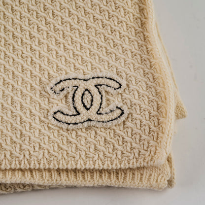 Chanel Cream Scarf 100% Cashmere - photo 3