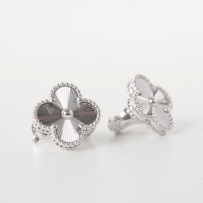 Van Cleef & Arpels Vintage Alhambra Guilloche Earrings WG - photo 3