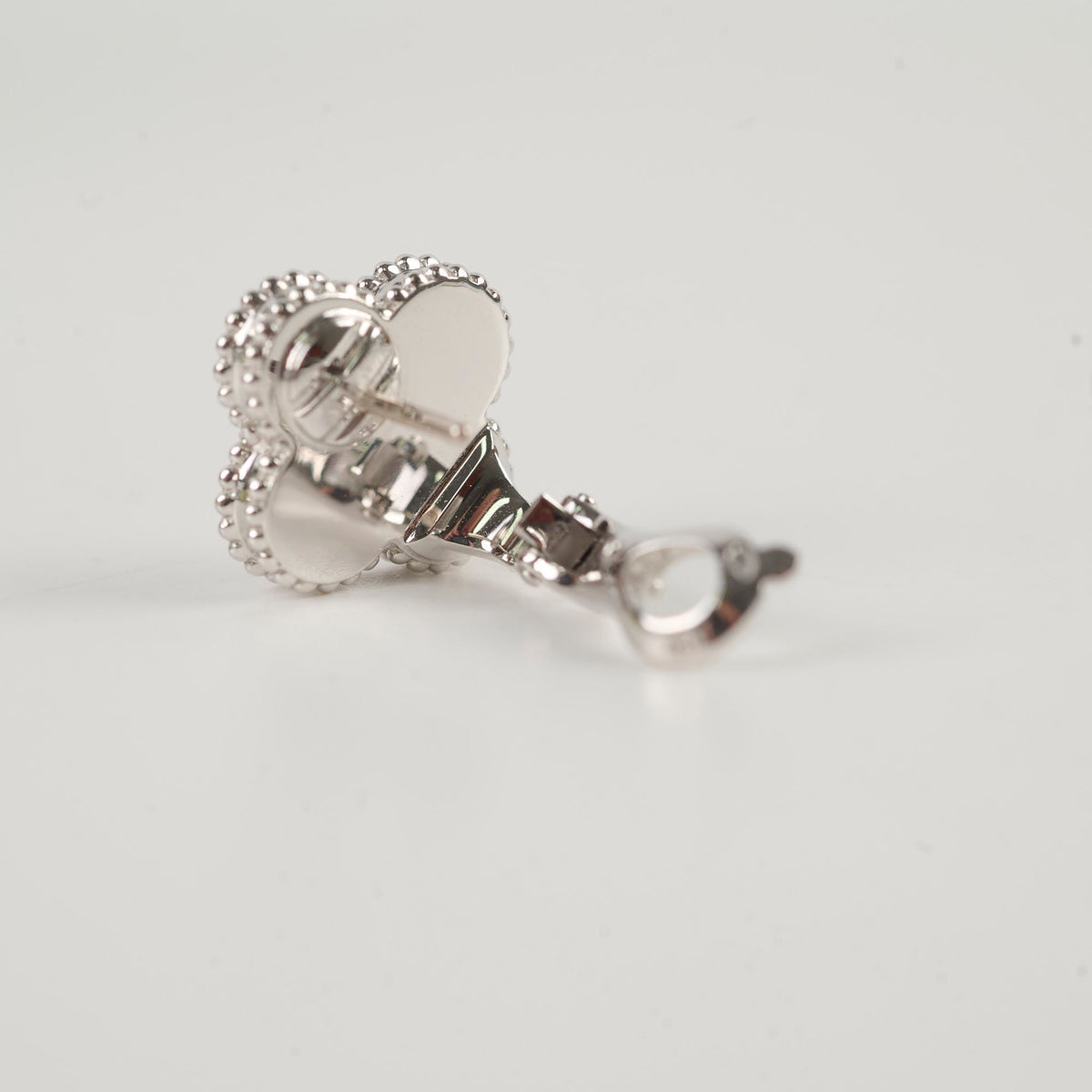 Van Cleef & Arpels Vintage Alhambra Guilloche Earrings WG - photo 6