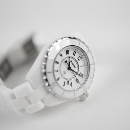 Chanel J12 Ceramic White Watch Quartz 33mm - photo 5