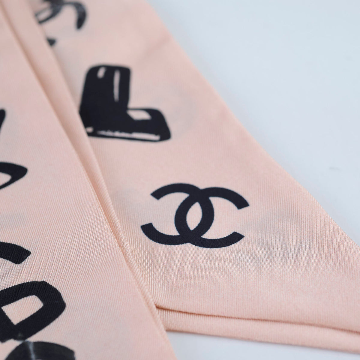 Hermes Silk Dakar Slim Scarf Pink - photo 3