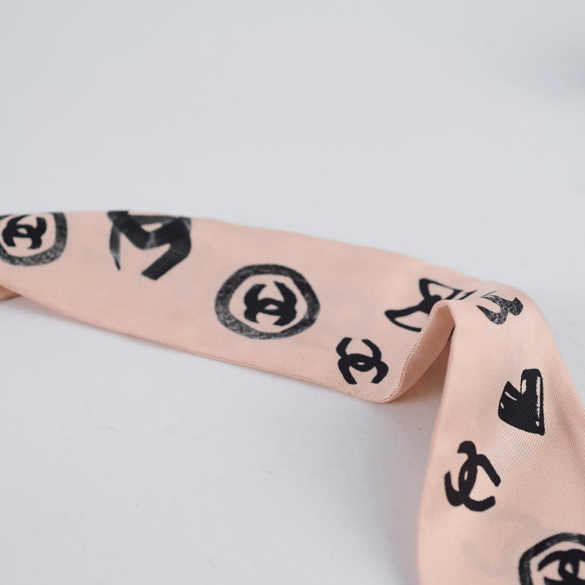 Hermes Silk Dakar Slim Scarf Pink - photo 7