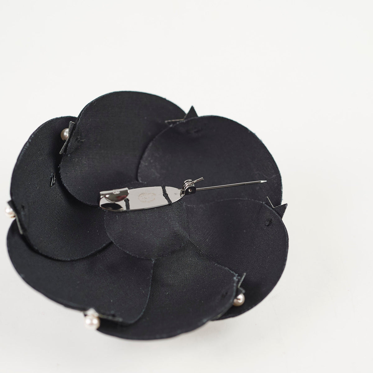 Chanel Leather Camellia Brooch - photo 5