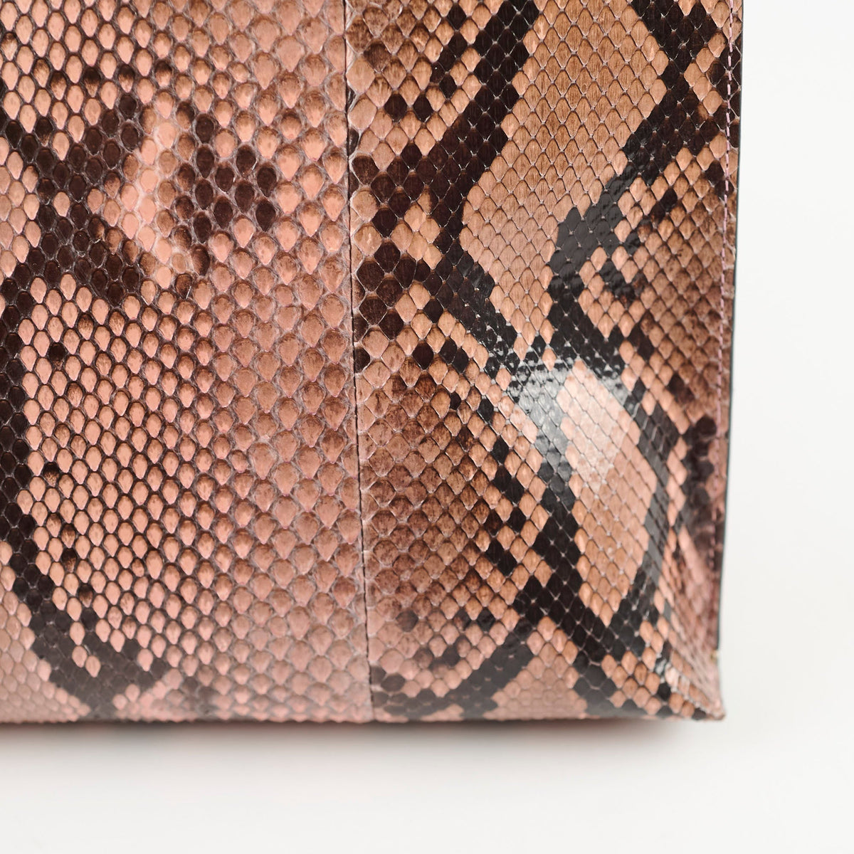 Loewe Pouch Python Pink - photo 9