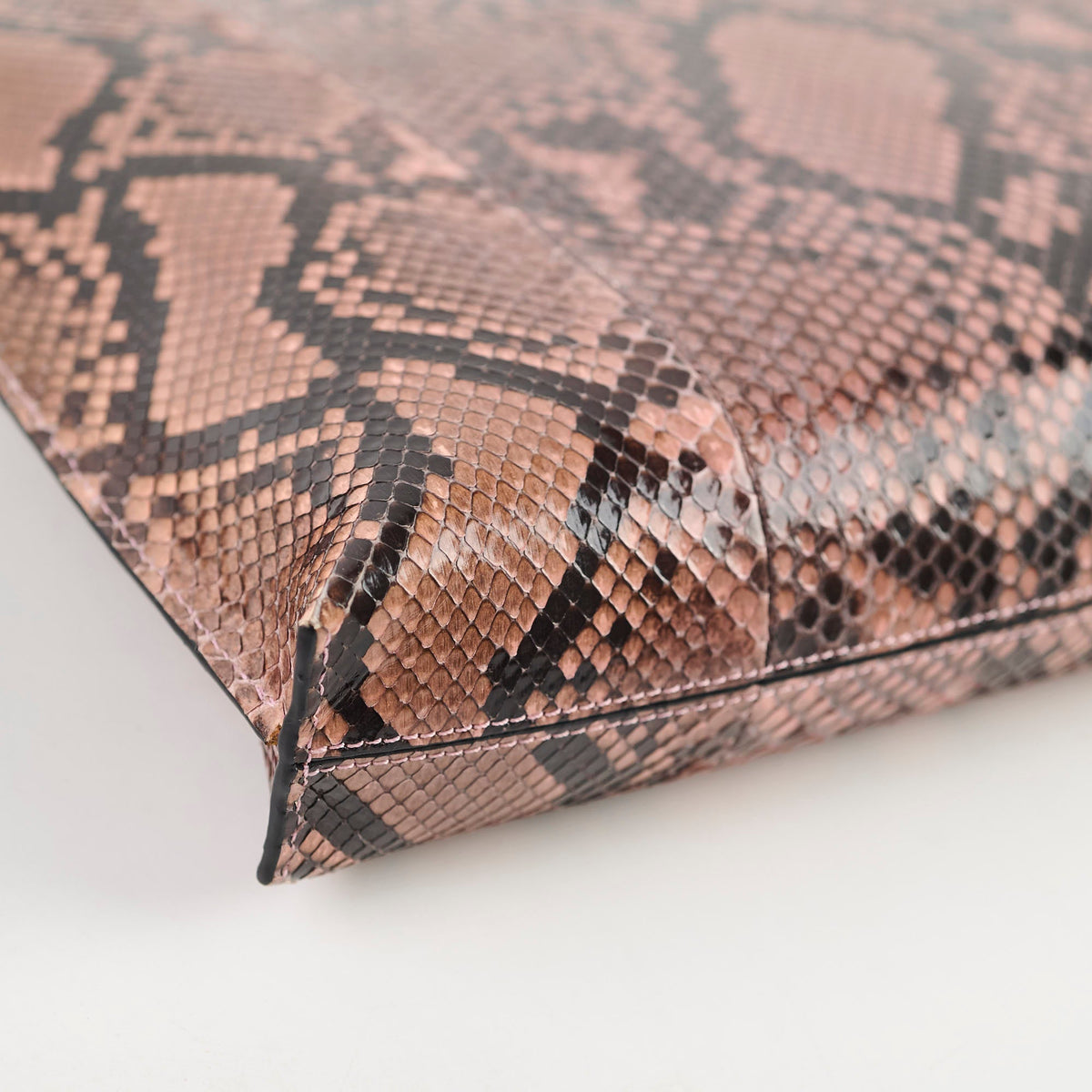 Loewe Pouch Python Pink - photo 14