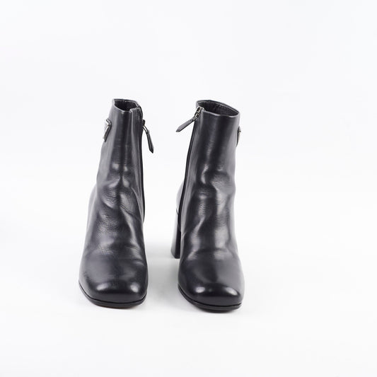 Prada Vitello Ankle Boots Black - Size 36 - photo 2