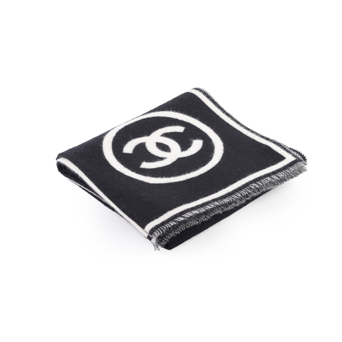 Chanel Thick Scarf - photo 1