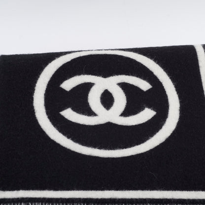 Chanel Thick Scarf - photo 3